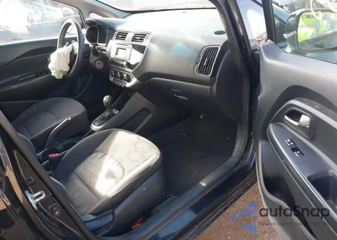 2017 Kia Rio Lx z USA, uszkodzony, nr VIN KNADM4A31H6026635